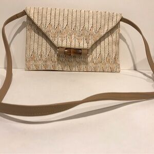 Sondra Roberts Woven Clutch Crossbody Bag Faux Leather Chic & Versatile EUC